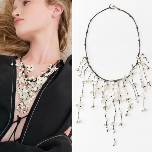 New ZARA Casscading Flowers Ecru Cord Necklace - Picture 1 of 15